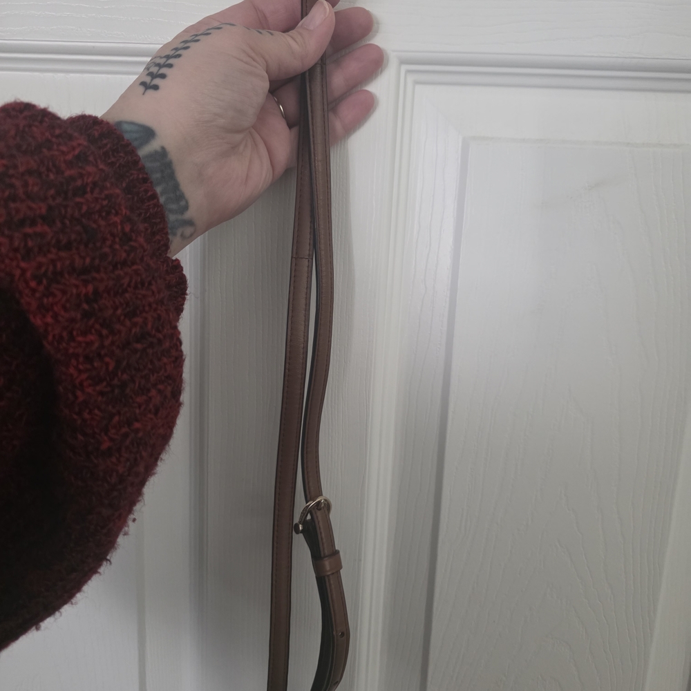 Coach Madison bag. (-MINI) HAND FOR REFERENCE - Picture 8 of 15